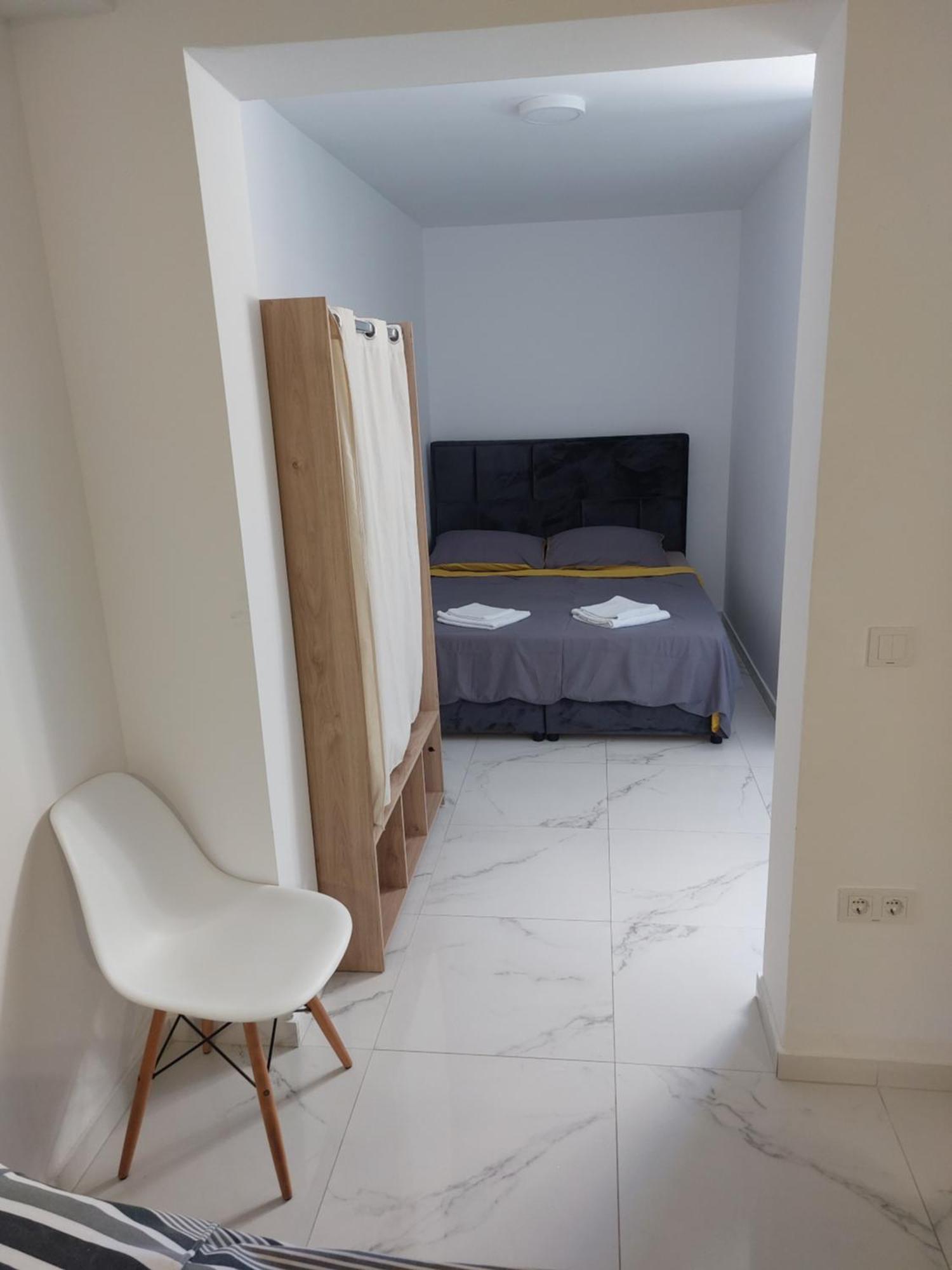 Apartmani Anastasia With Pool, 诺瓦利娅 外观 照片